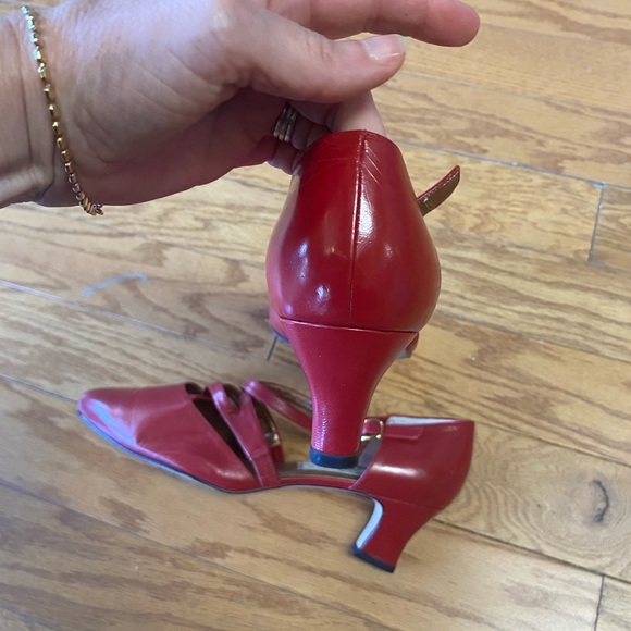 Vintage Ros Hommerson Red Leather Heels Size 9 - Picture 5 of 11